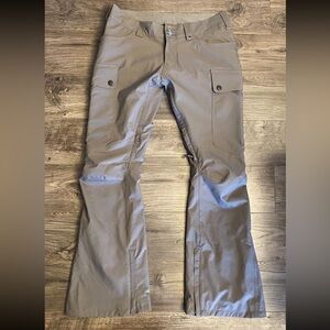 Burton Ski pants snowboarding / sledding gear women’s large dry ride